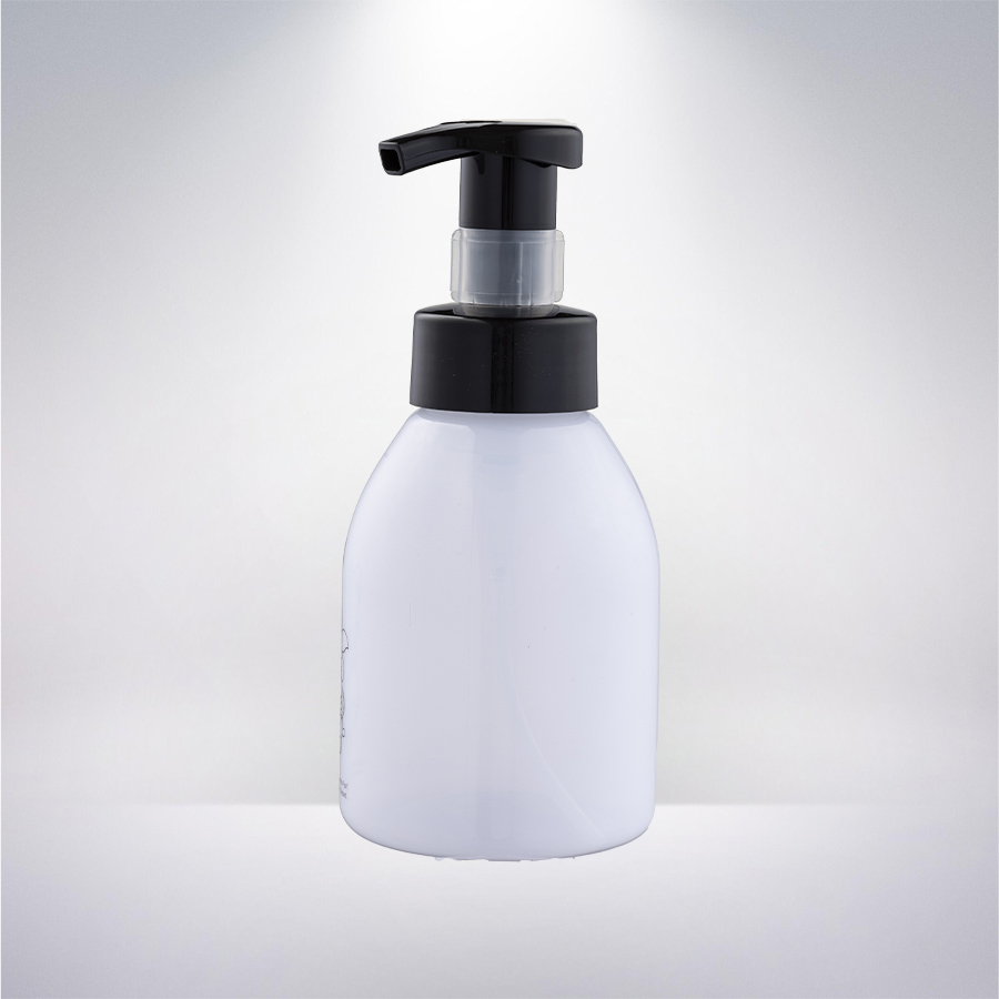 Pompa in schiuma nera 42400 rotonda in PET da 400 ml